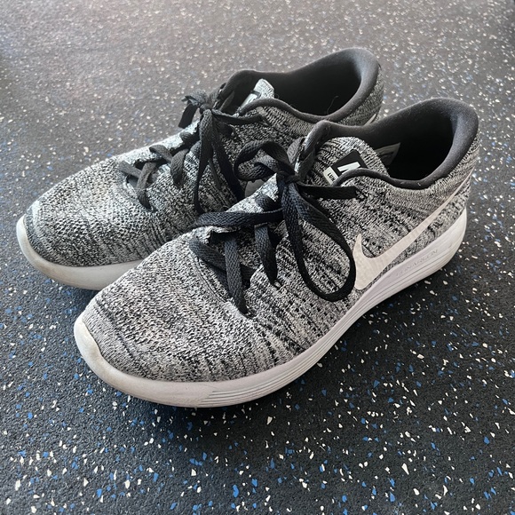 Nike Lunarepic Running Shoes - Picture 1 of 3
